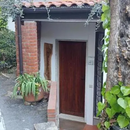Apartment Haus Mizzl Diano Marina